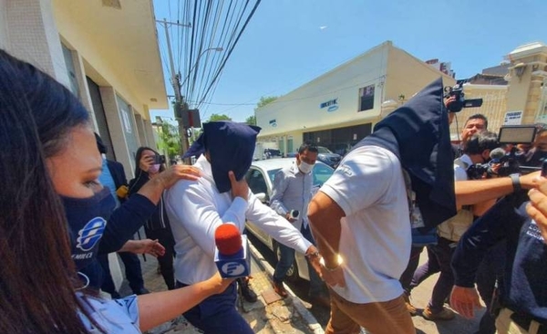 HOY / Coimas en Indert: “25 de los americanos y cerramos, si te parece”