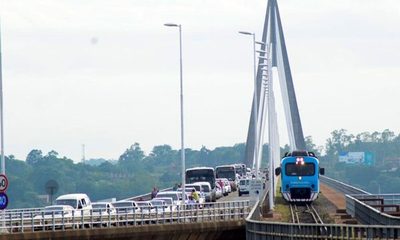 Encarnación organiza caravana reclamando reapertura de Puente San Roque