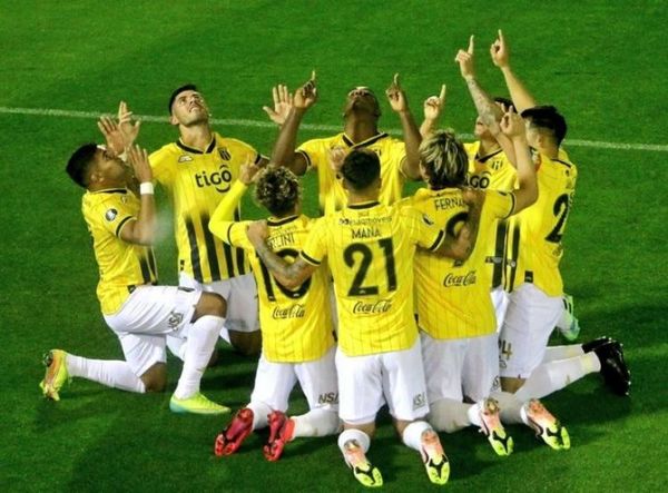 Guaraní cierra la fase de grupos en la altura de La Paz