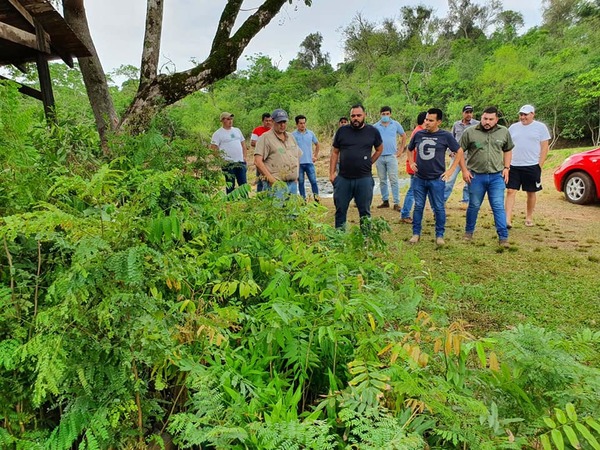 EBY colabora con la reforestación de Canindeyú
