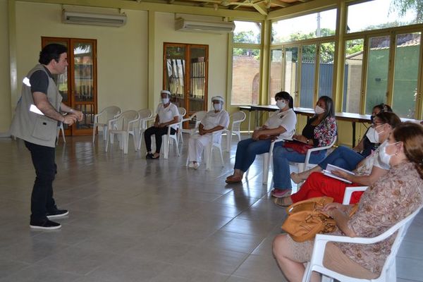 Capacitan sobre bioseguridad para recibir a turistas en Misiones - Nacionales - ABC Color