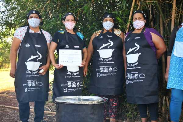 Reconocen labor de más de 8.300 voluntarios que hacen posible las ollas populares en Alto Paraná