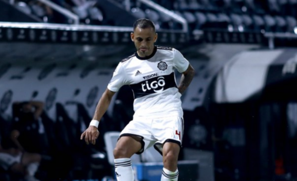 HOY / Para Ballota, hay jugadores que no merecen estar en Olimpia
