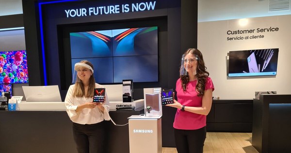 La Nación / Samsung Paraguay presentó el Galaxy Z Fold2
