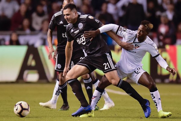 Directivo de Liga de Quito dispara con todo en contra de Trovato