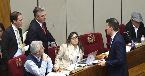 La Nación / Patria Querida exige al Gobierno su plan para deuda ya aprobada