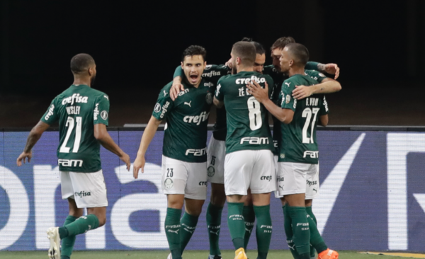 HOY / Palmeiras golea y Gómez colabora con un gol