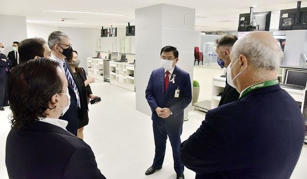 Gobierno reabre el aeropuerto, pero frecuencia de vuelos disminuye 70% - Nacionales - ABC Color