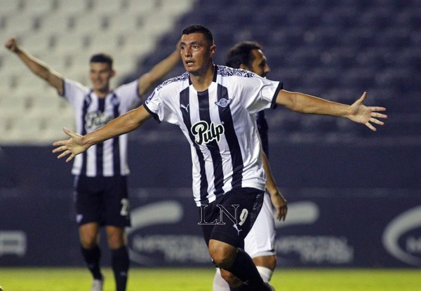 Libertad busca firmar presencia en octavos de la Copa