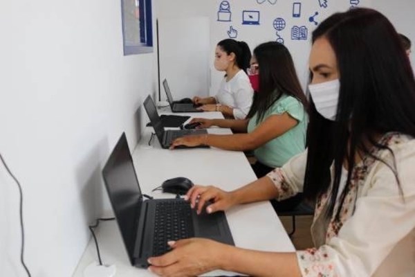 HOY / Pedro Juan Caballero: Mujeres podrán acceder a la alfabetización digital