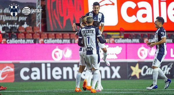 Celso Ortiz, al borde de otra consagración en Monterrey - Fútbol - ABC Color