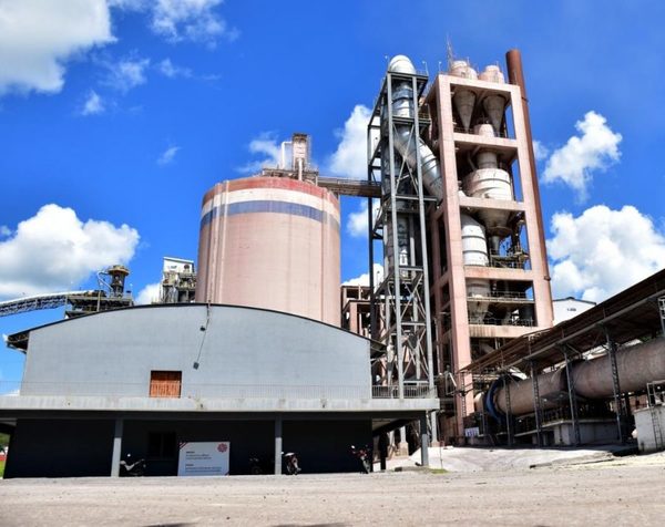 INC habla de problemas de logística para abastecer demanda de cemento · Radio Monumental 1080 AM