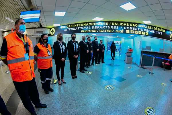 Paraguay reinicia oficialmente los vuelos comerciales en sus principales aeropuertos