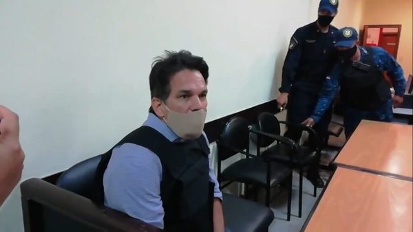 «Alguien me quiere hacer la cama», asegura Turrini y se declara inocente | OnLivePy