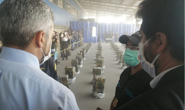 Imputan a Turrini tras hallazgo de más de 2.300 kilos de cocaína en Villeta