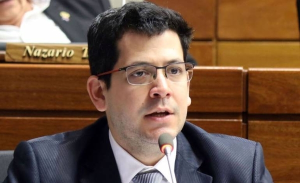 HOY / Diputado Raúl Latorre, sobre el proyecto de pérdida de investidura