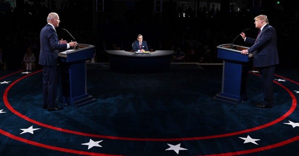 La Nación / Trump y Biden se enfrentan en un último debate