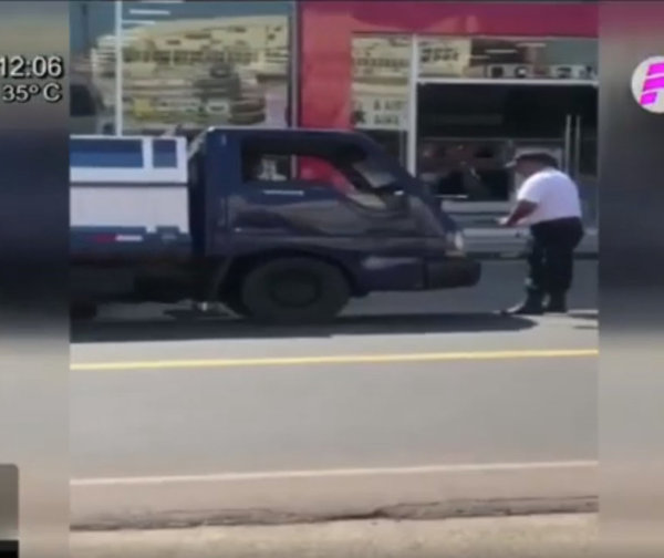 PMT a los golpes con conductor en Santaní