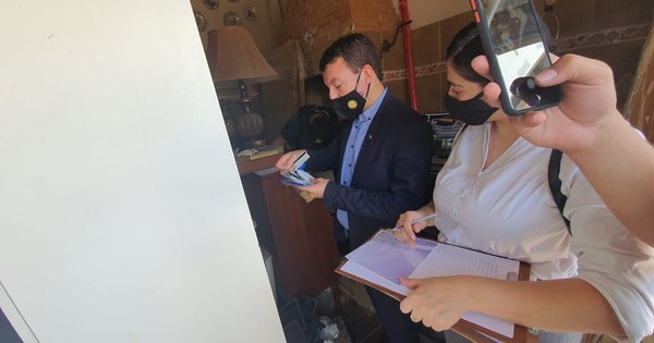 La Nación / Fiscalía incauta documentos del domicilio de esposa de Cristian Turrini