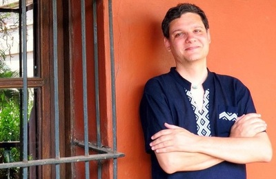 “Digo a los trastornados conspiraticios que el covid existe y mata”, afirmó escritor que sobrevivió al virus