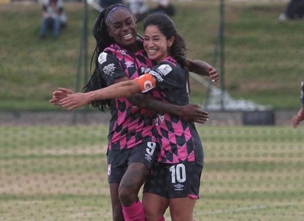El histórico gol de una paraguaya en la liga colombiana