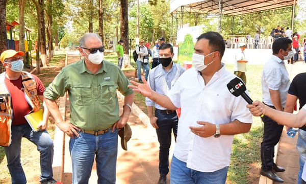 Caazapá: Ministro de la SEN se reúne con el gobernador y pobladores de Tavaí - Noticiero Paraguay