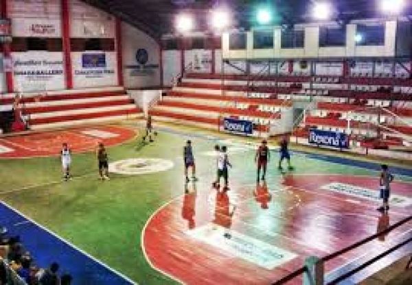 Prosigue reparación del estadio de la Federación Concepcionera de Básquetbol