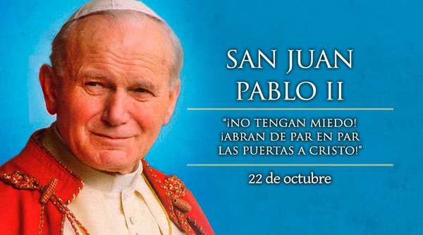 Fiesta de San Juan Pablo II en la explanada de la Catedral de Asunción
