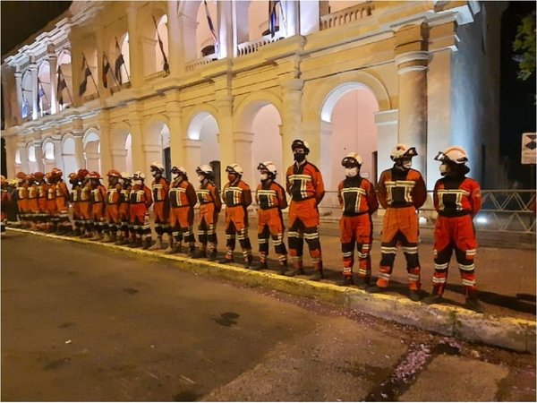 Bomberos independientes piden ser incluidos en ley para subsidios