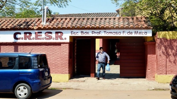 Salud propone retorno a clases presenciales para alumnos del último año