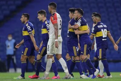 Boca golea al Caracas y lo priva de la clasificación - Fútbol - ABC Color