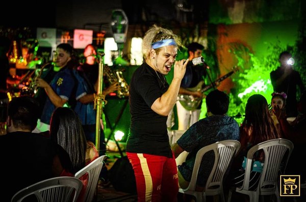 Crónica / ¡HORAMA! Cumbieros andan chochos por volver a los shows