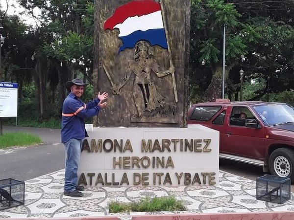 Crónica / Mediante una “máquina” desentierra la historia