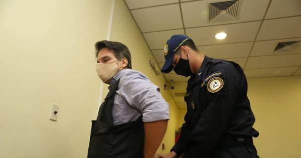 La Nación / Ordenan prisión para Cristian Turrini por megacarga de cocaína