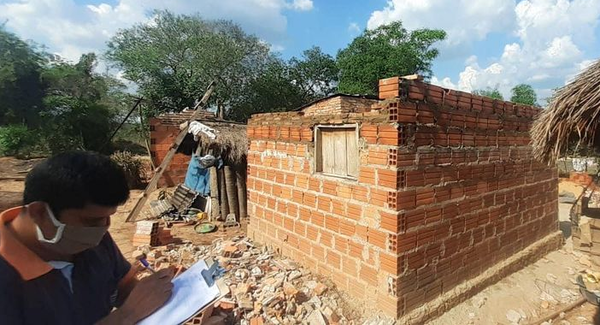 Caazapá: Brindan asistencia a familias afectadas por temporal - Noticiero Paraguay