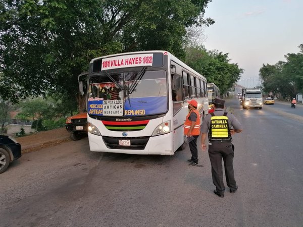 Dos empresas multadas por cobrar el pasaje en efectivo y no con el billetaje