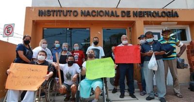 Pacientes dializados piden medicamentos a Salud y anuncian movilización