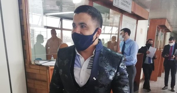 La Nación / Abogado “animal print” accionará contra billetaje electrónico