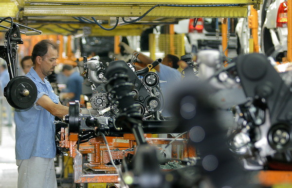 Más del 56 % de las industrias en Brasil tiene problemas para obtener insumos - MarketData
