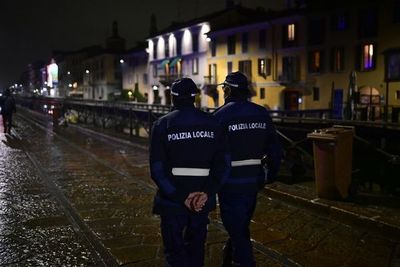 Toque de queda y hasta cierre en algunas regiones italianas por covid - Mundo - ABC Color