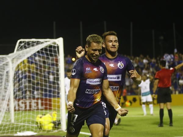 Después de 31 años, Sol de América mide a un equipo chileno