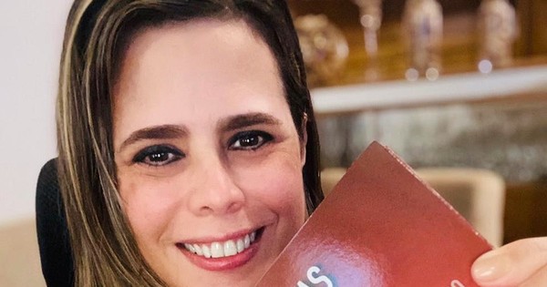 La Nación / Kattya González lanzará libro dedicado a Abdo: “Cartas a Marito o la sordera del Estado burocrático”