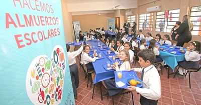 La Nación / Pytyvõ Escolar: Rejala lanzó advertencia a empresarios que intenten frenar su proyecto
