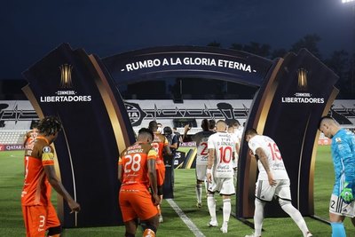Un caso positivo de coronavirus en Olimpia tras su encuentro copero