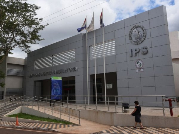 Pese a consultas limitadas, sistema informático del IPS cae por 7 horas