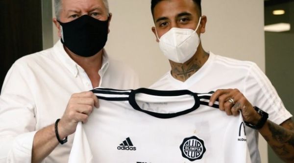 Olimpia presenta al zaguero charrúa Robert Ergas