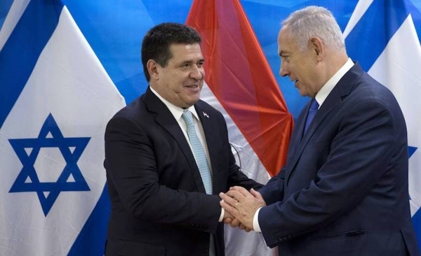 HOY / Emotiva charla entre Netanyahu y Cartes