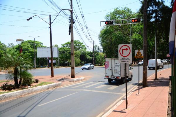 Mantenimiento de semáforos queda a cargo de funcionarios - Noticde.com