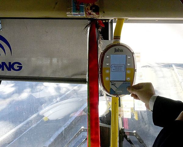 Ucetrama critica falta de tarjetas del billetaje electrónico - Nacionales - ABC Color