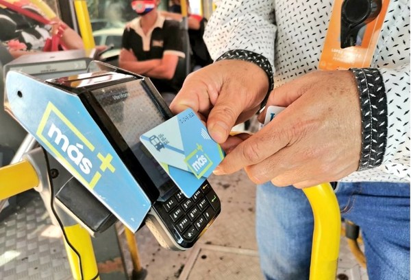 Billetaje electrónico: 410.000 viajes en el primer día, Ucetrama anuncia acciones en contra - ADN Paraguayo